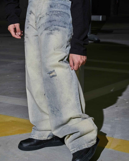 Destroyed Baggy Jeans